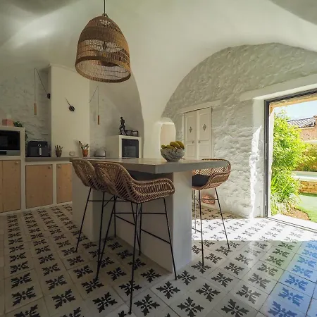 Mas En Pierre, Piscine, Billard, Table Ping-pong Villa Foissac (Gard)